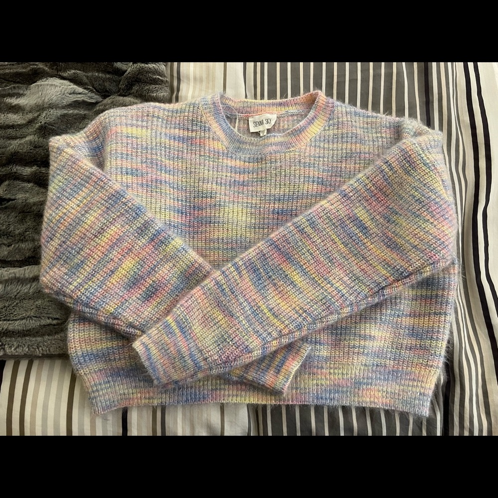 🚨 LAST CHANCE BEFORE DONATION 🚨 Unicorn cropped sweater